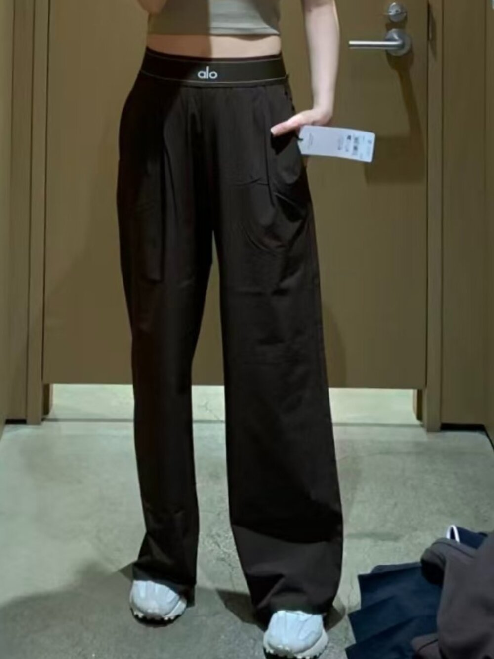 NWT Alo Suit Up🧝Espresso Brown Trouser Wide Leg Regular-30 inches Everyday